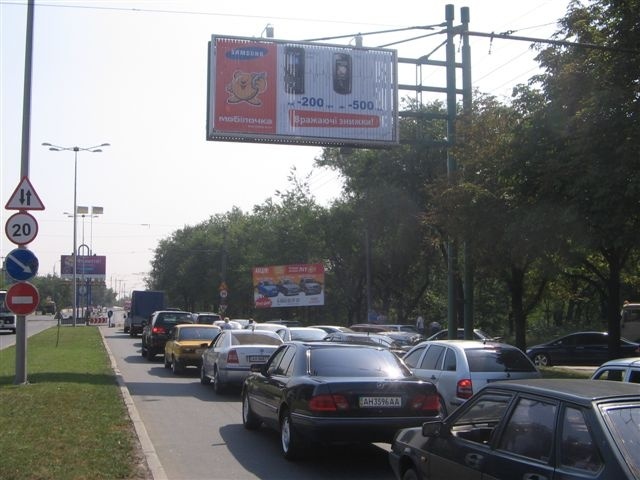 Призма 6x3,  Киевский проспект (Путиловский Автовокзал)