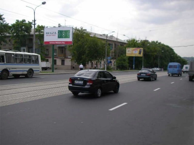 Щит 6x3,  Пр. Ленинский , Областная клиническая больница, супремаркет обжора