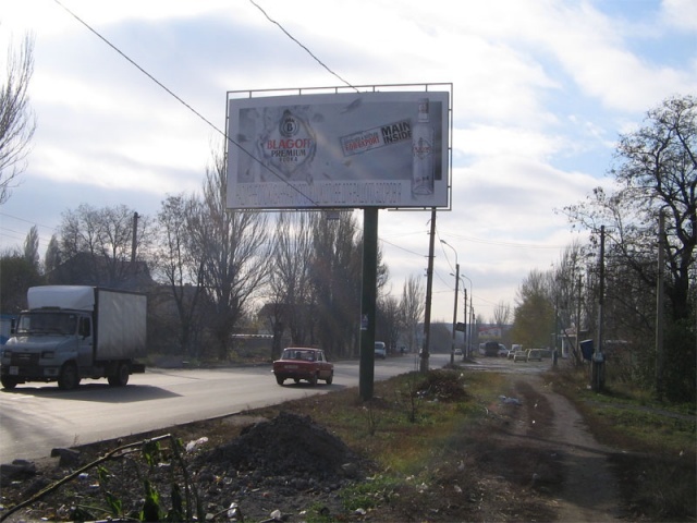 Щит 6x3,  Ул. Артемовская, 200 въезд на ЖД рынок, Жд вокзал